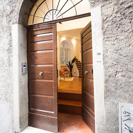 Jungle Loft Private Wellness Downtown * Perugia