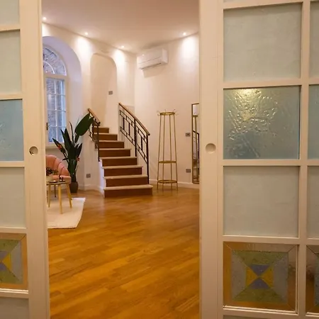 Jungle Loft Private Wellness Downtown Appartement