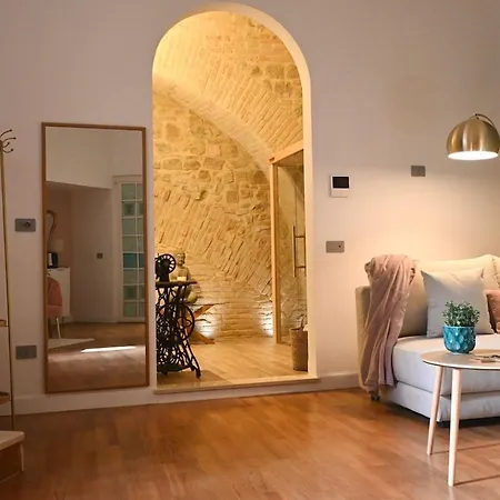 Jungle Loft Private Wellness Downtown Διαμέρισμα *