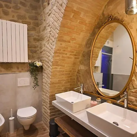 Jungle Loft Private Wellness Downtown Appartement *