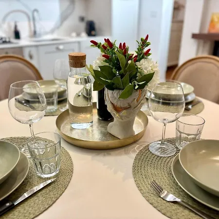 Διαμέρισμα Jungle Loft Private Wellness Downtown Περούτζια